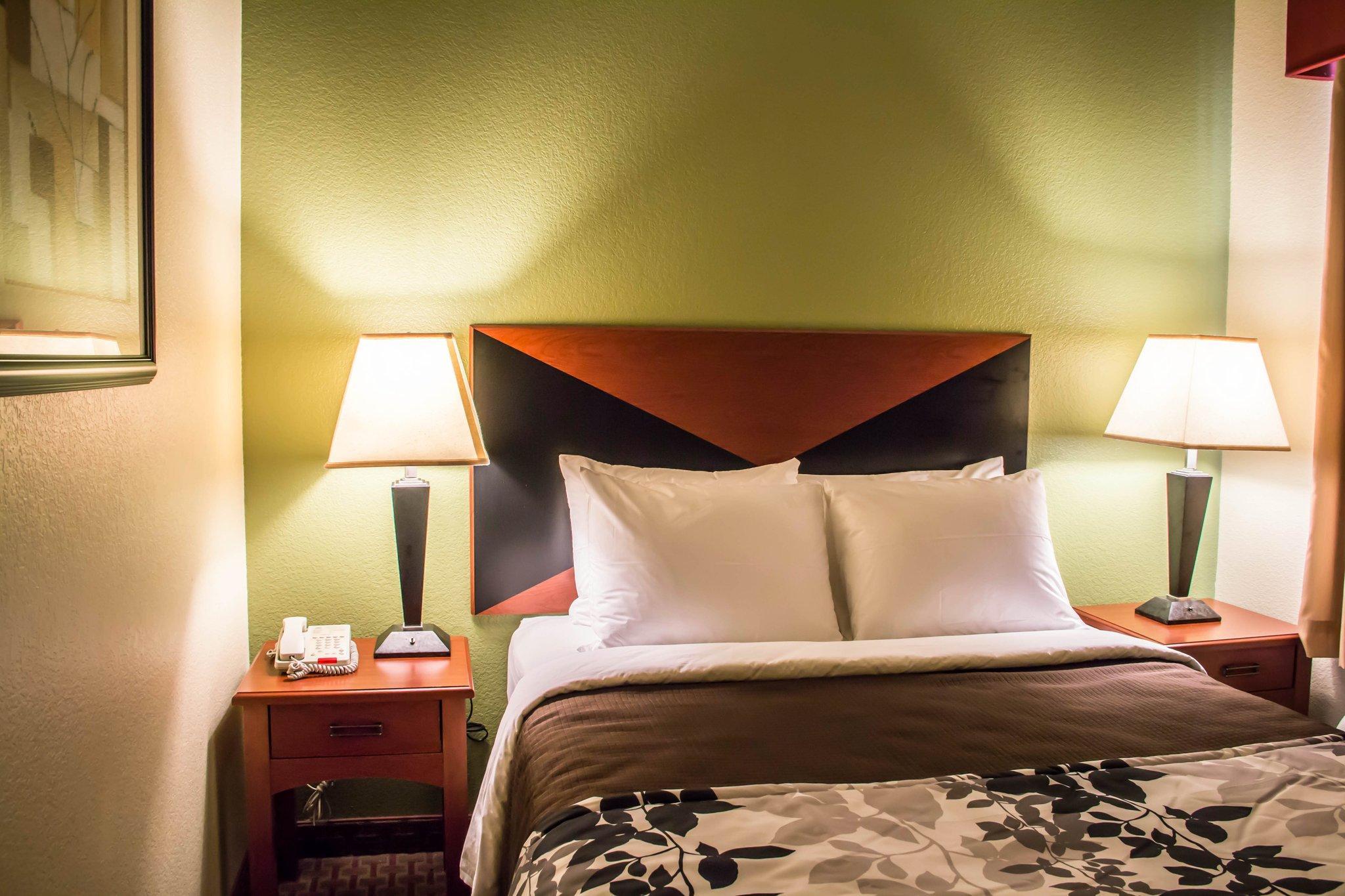 Sleep Inn & Suites At Six Flags San Antonio Exterior photo